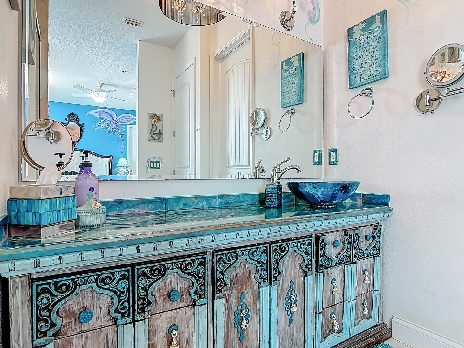 Mermaid King Suite