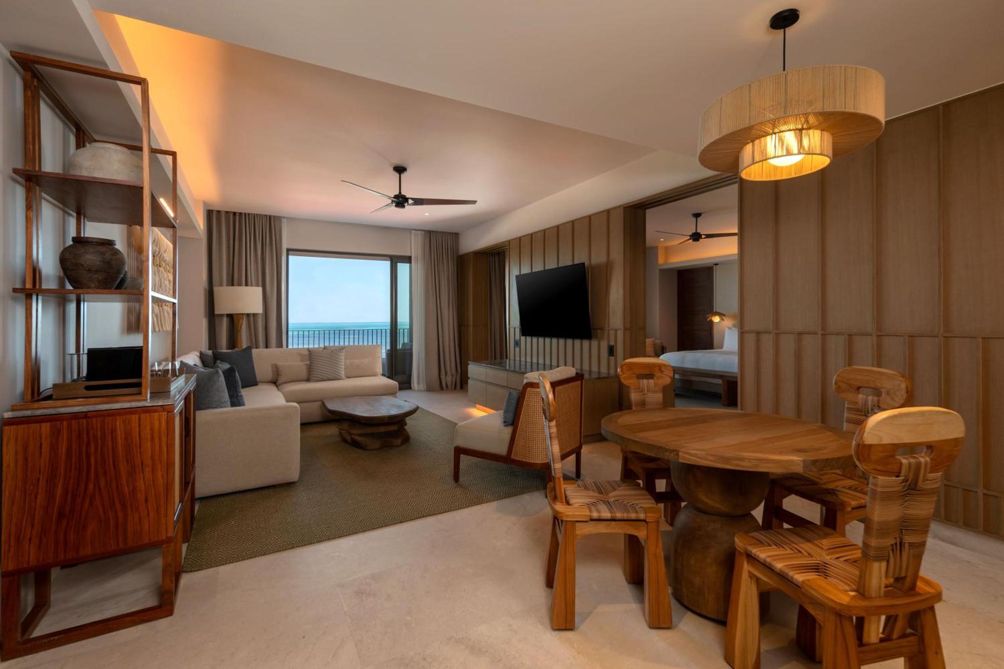 Oceanfront King Suite