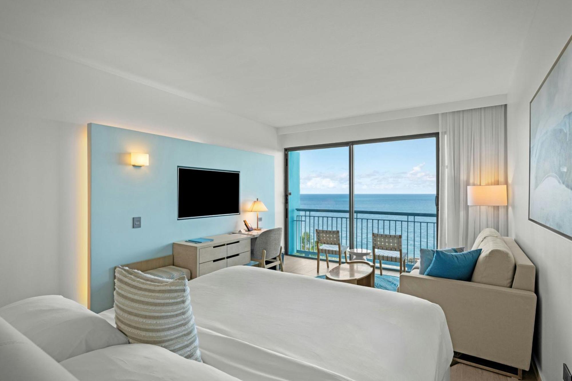 Deluxe King Room Ocean View