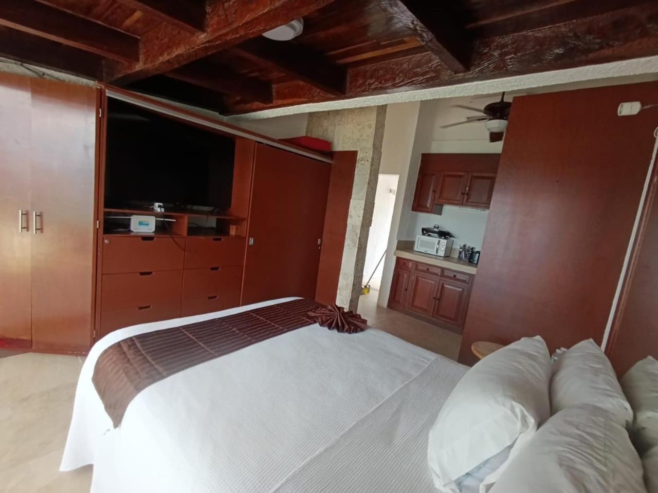 Studio Ocean View