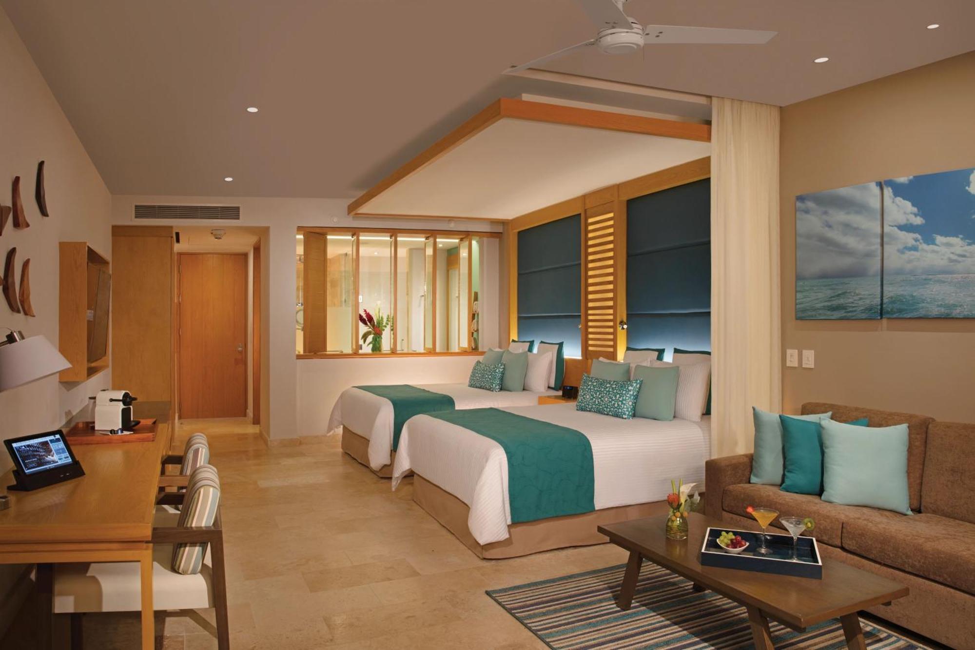 Preferred Club Family Suite Ocean View