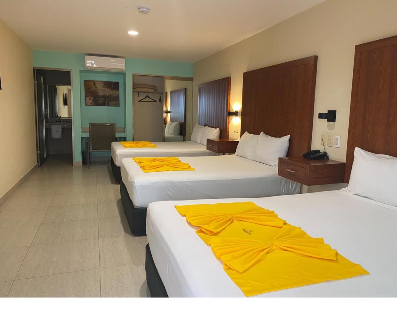 Triple Room