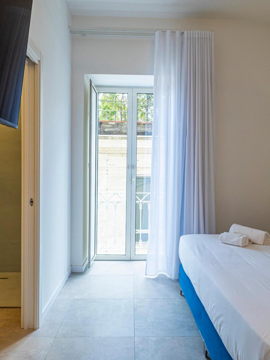 Comfort Room Balcony