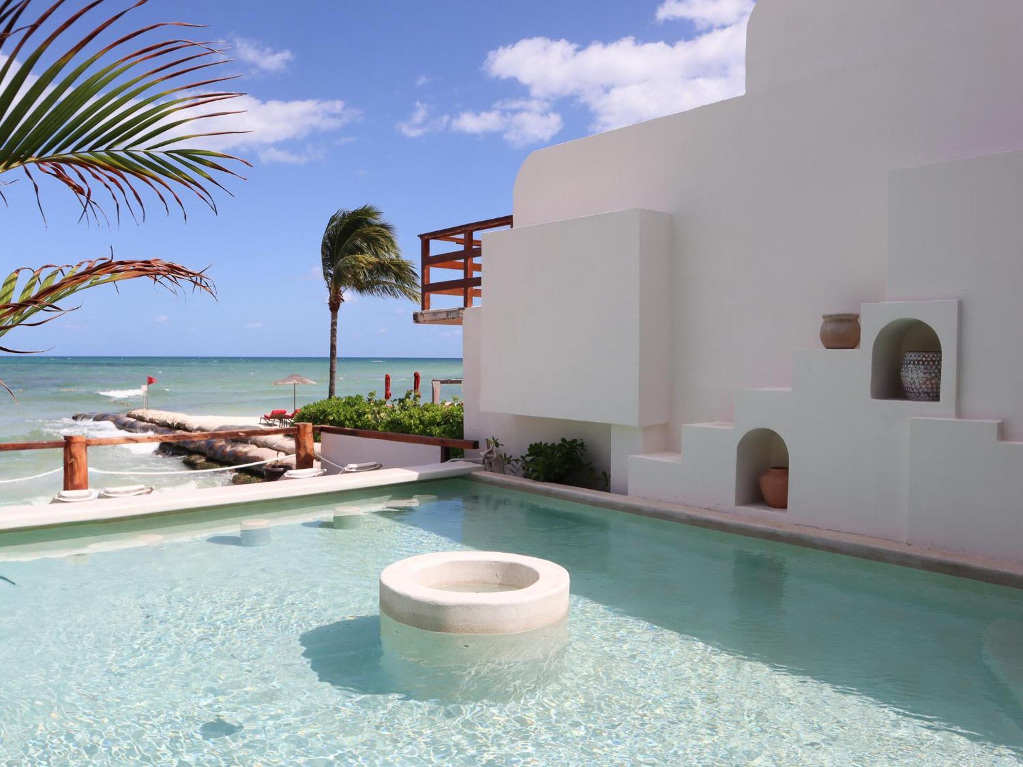 Junior Suite Pool View