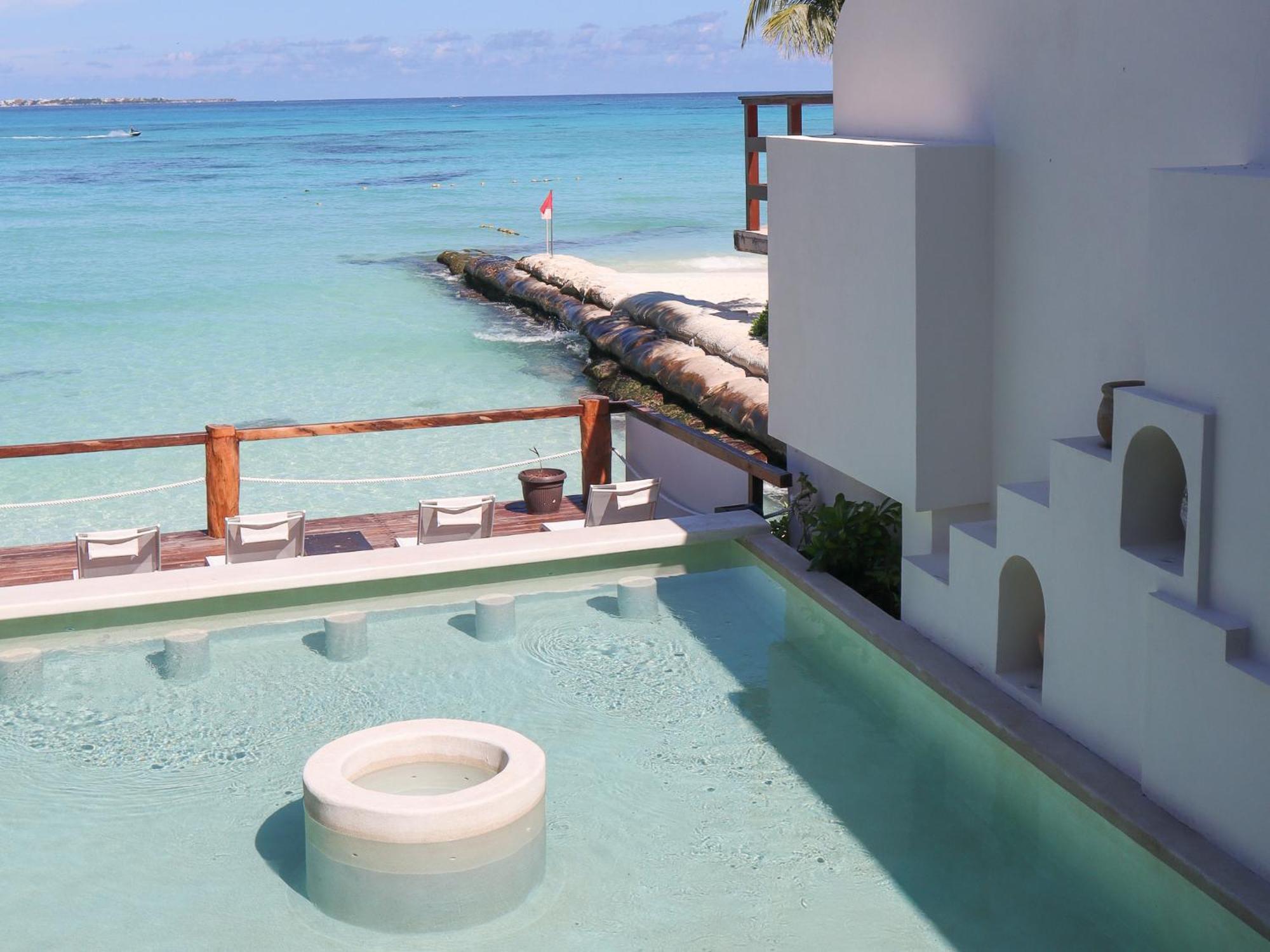 Deluxe Suite Sea View