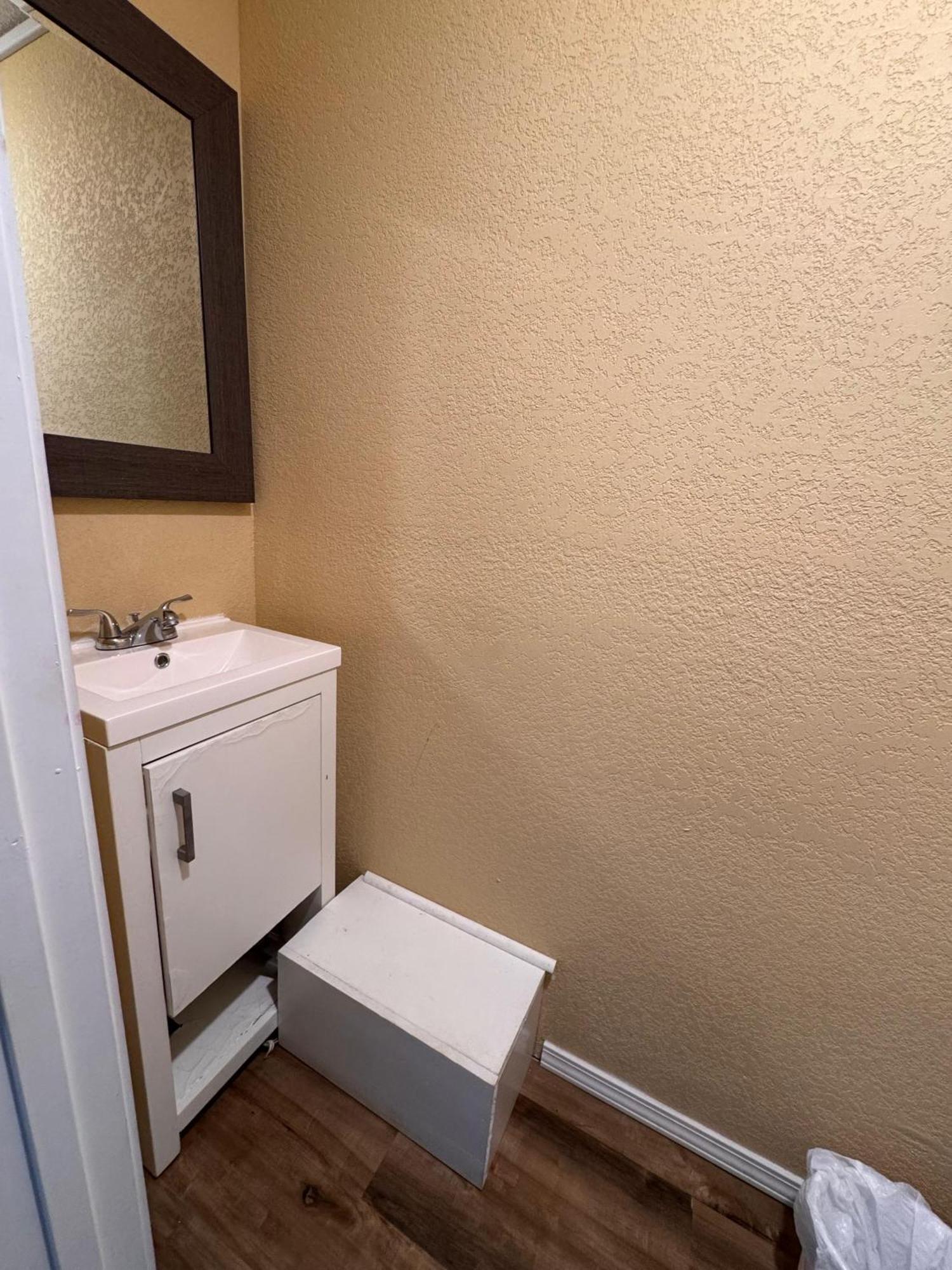Two-Bedroom Family Room, 1 King & 3 Double Beds, Kitchenette, Non-Smoking