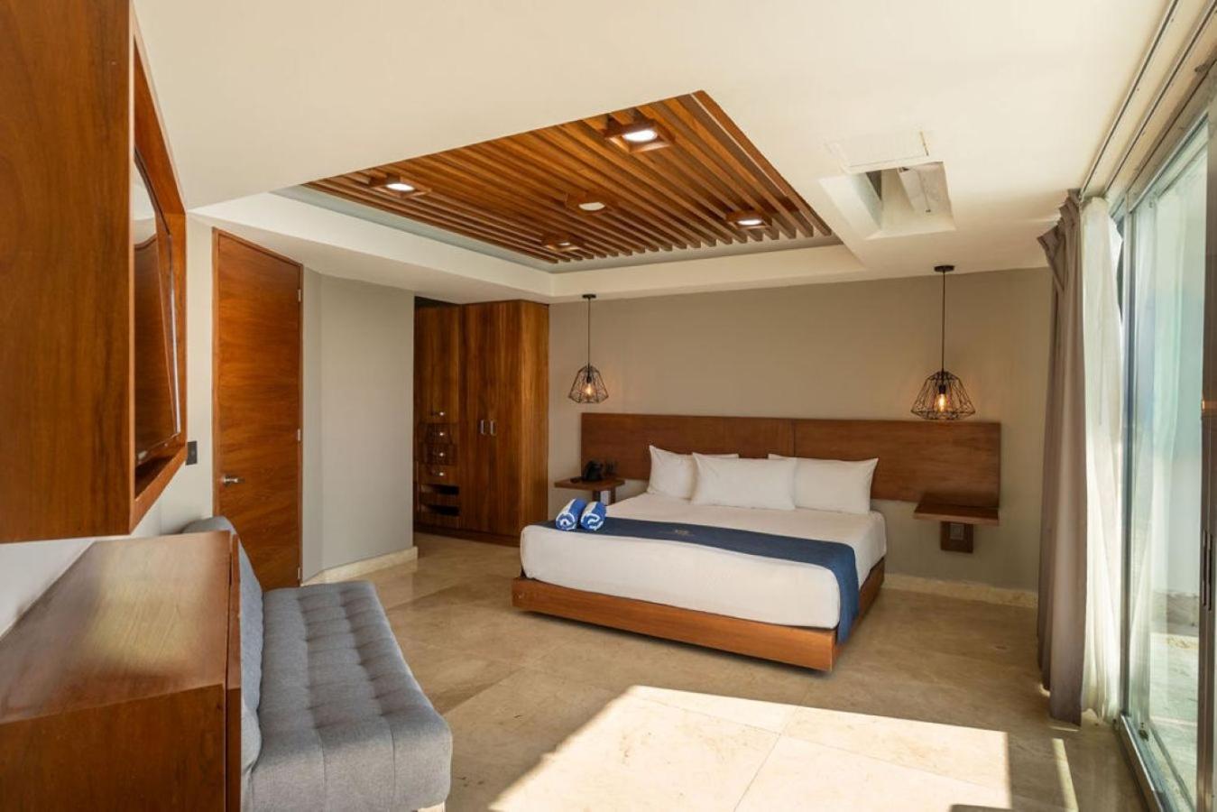 Diamond Suite