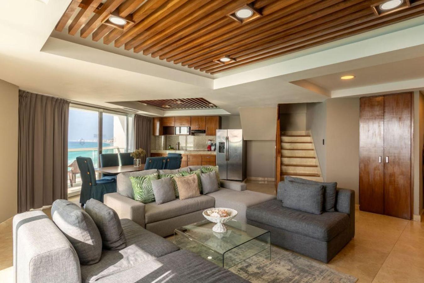 Diamond Suite