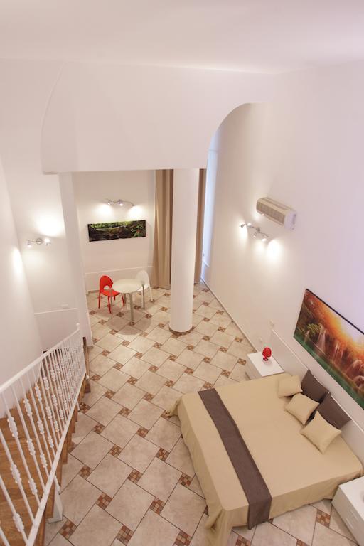 Quadruple Room Split Level