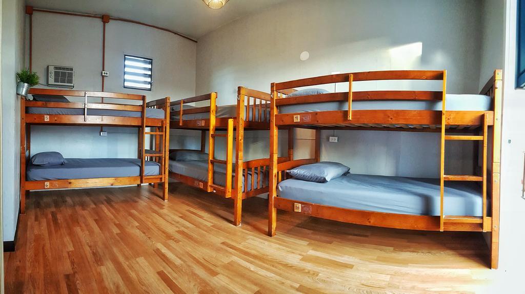 Bed 10-Bed Dormitory Room