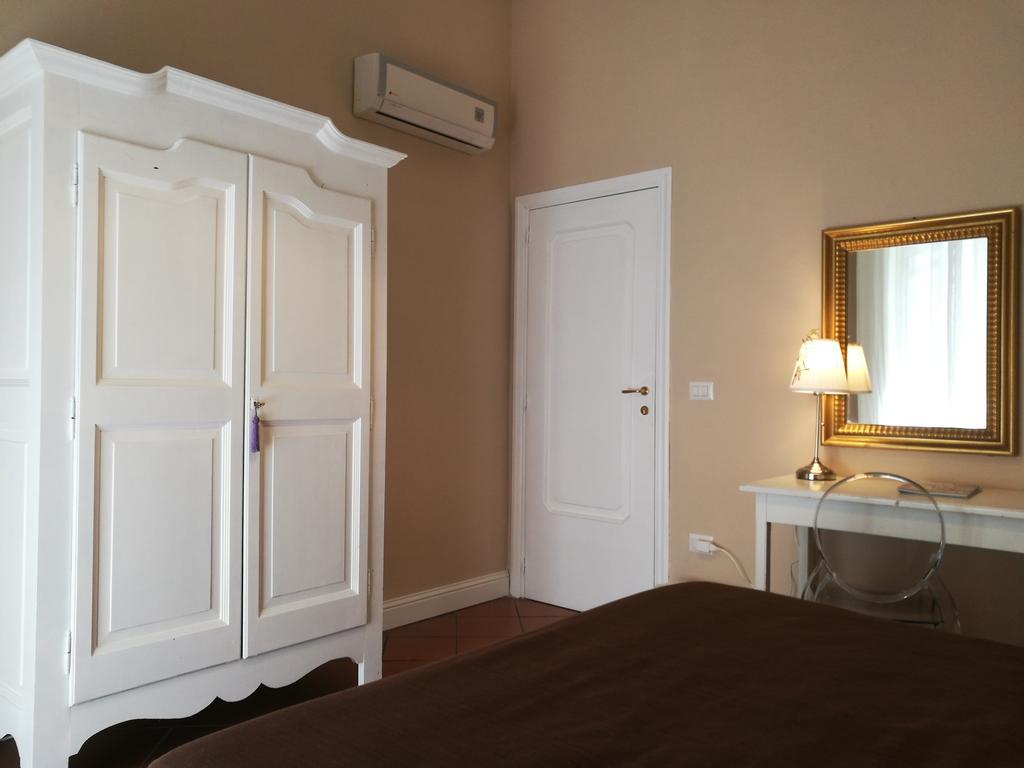 Triple Room Private External Bathroom