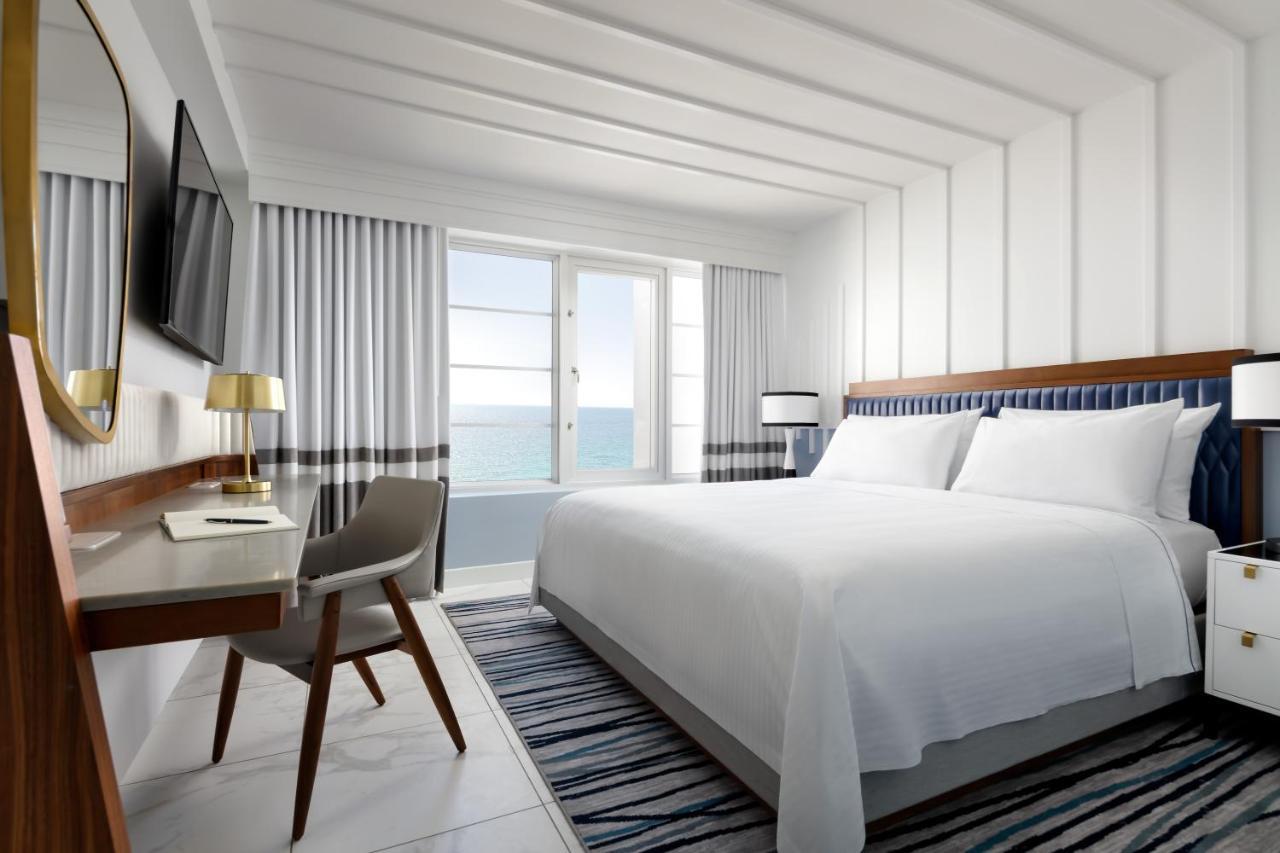 One-Bedroom King Suite - Oceanfront