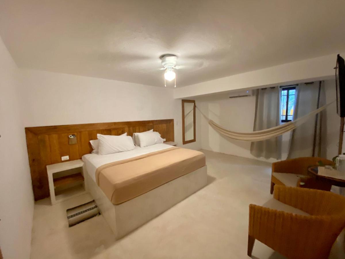 Deluxe King Suite