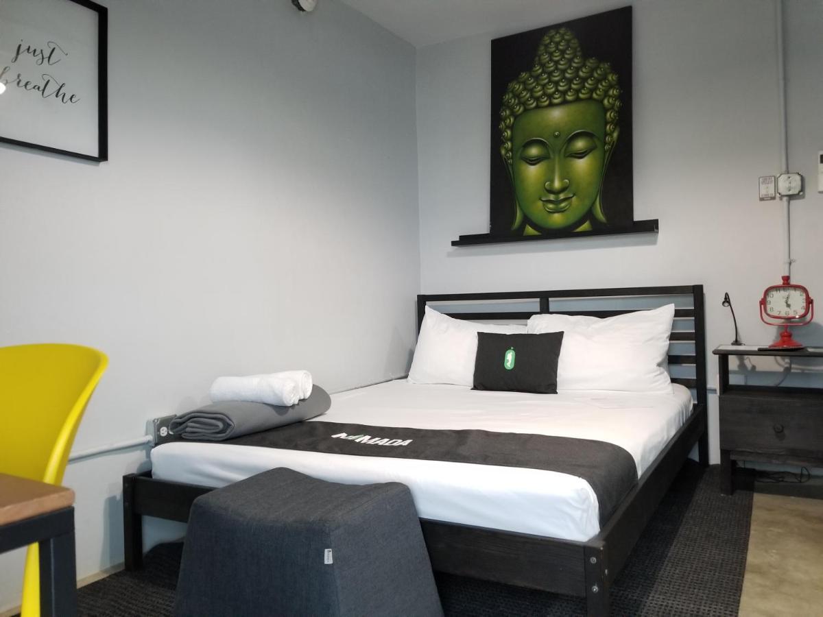 Private Sea View Room Balcony One Queen Bed