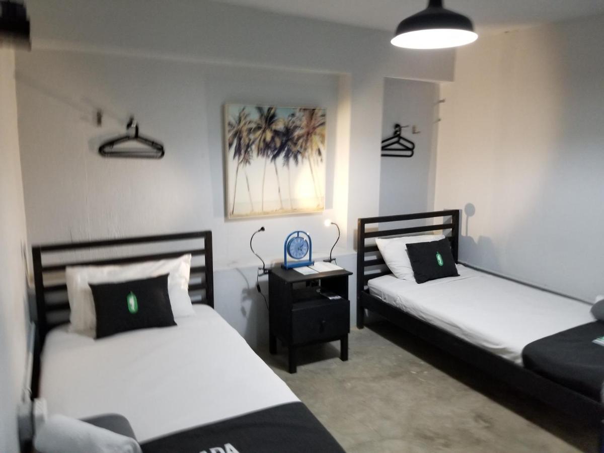 Private Room Two Twin Beds