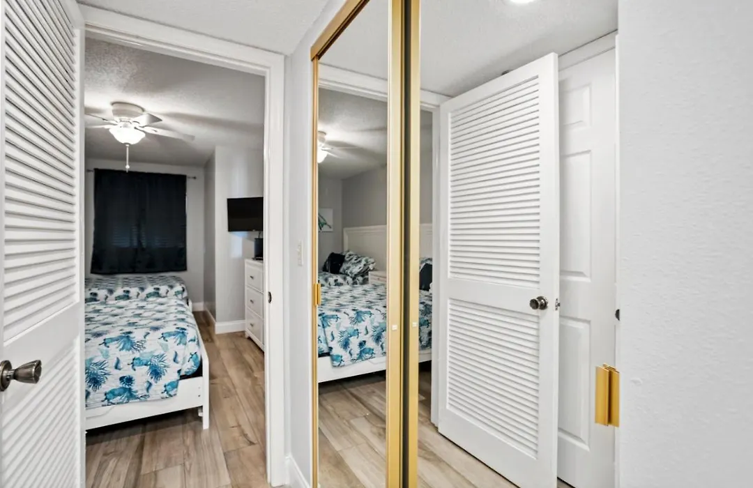 Direct Beachfront - Ocean Views - Las Brisas #103-1