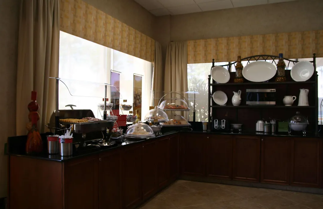 Hampton Inn Daytona Speedway-Airport-1
