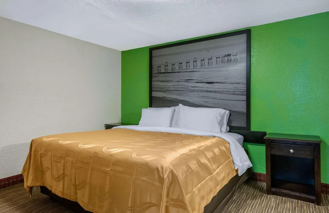 Quality Inn Daytona Beach Oceanfront-1