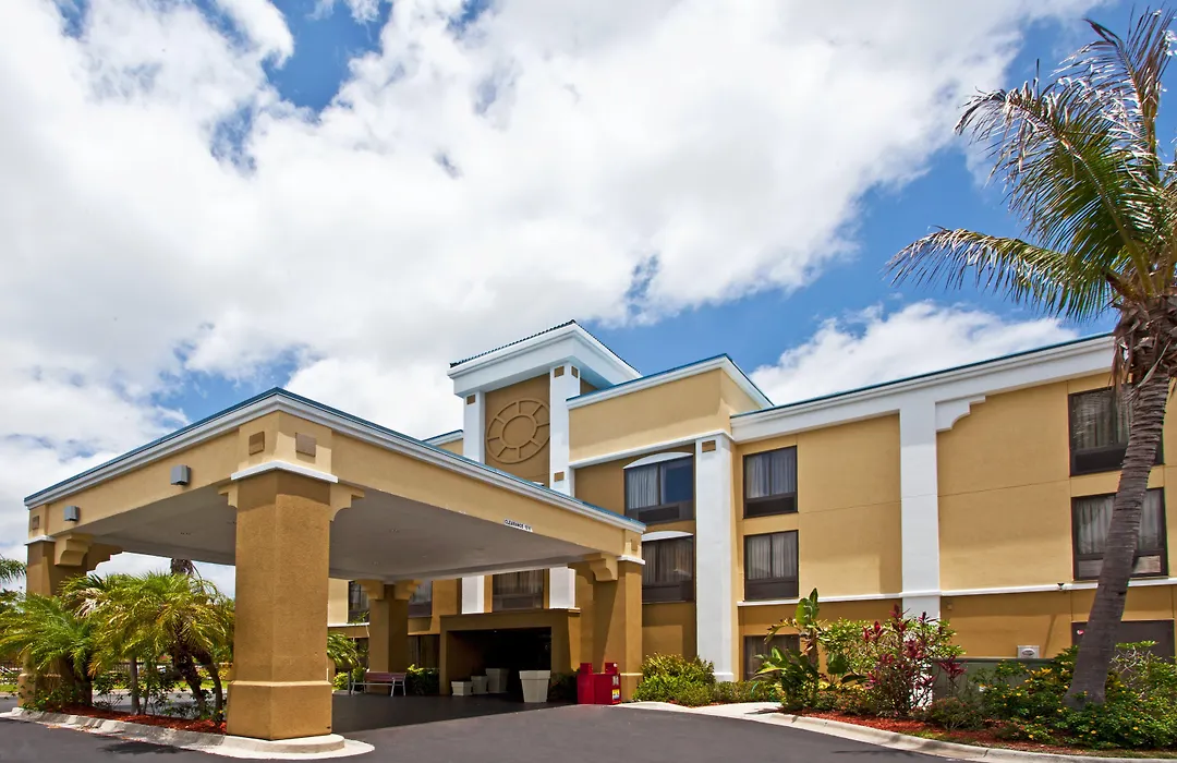 Holiday Inn Express Vero Beach-West I-95 By Ihg-1