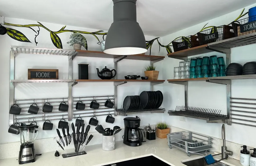 Nomada Beach Hostel- Isla Verde-1