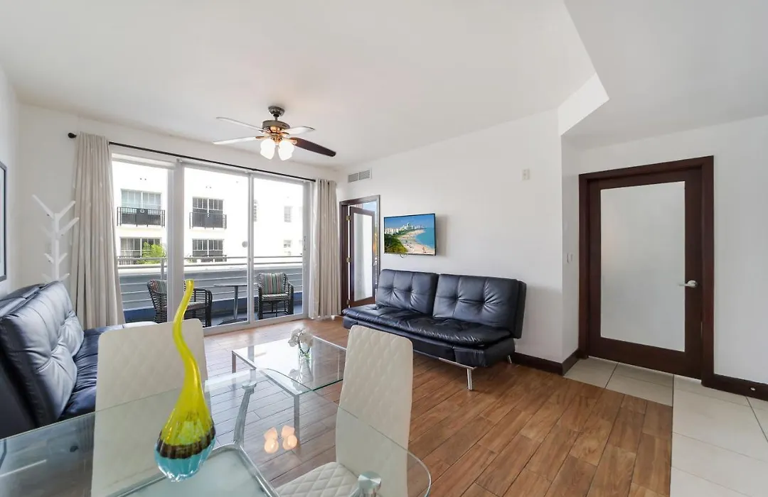Strand Ocean Drive Suites-1