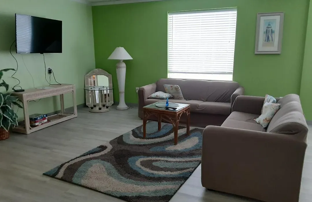 Marylander Condominiums, 90 Steps From The Beach-1