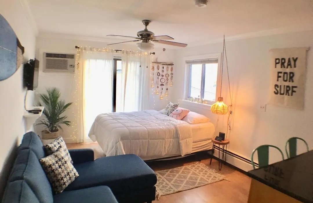 Jonathan'S Ocean Front Studio Suites Hampton Beach!-1