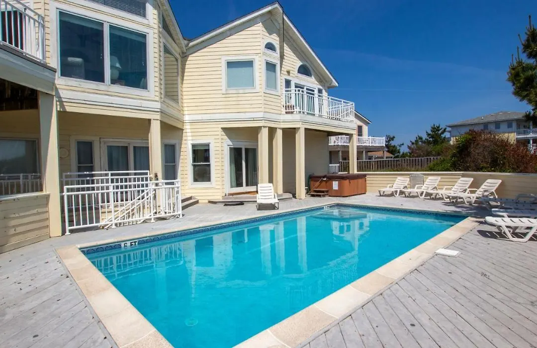 Oceanfront, Private Pool, Close To Beach Access, Ocean Views, Pool Table, Wl925, Iselin-1