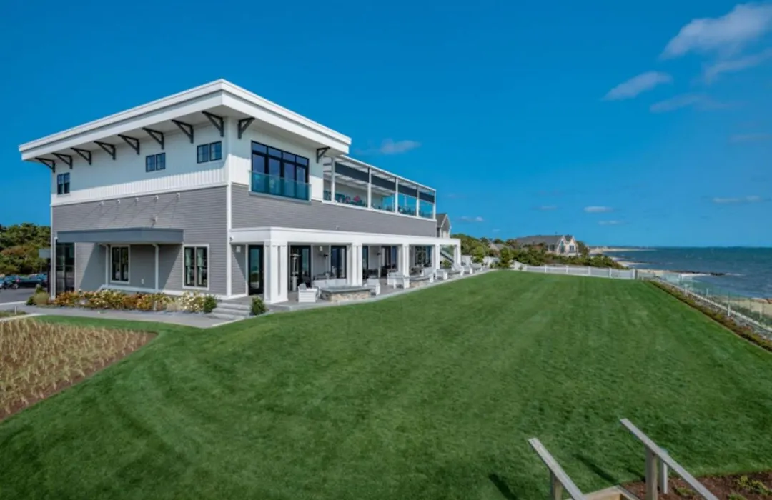 Pelham House Resort-1