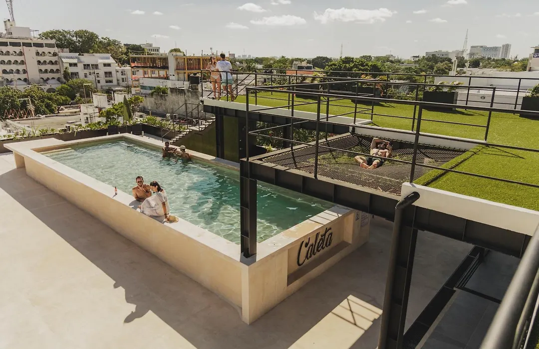 Caleta Hostel Rooftop & Pool-1