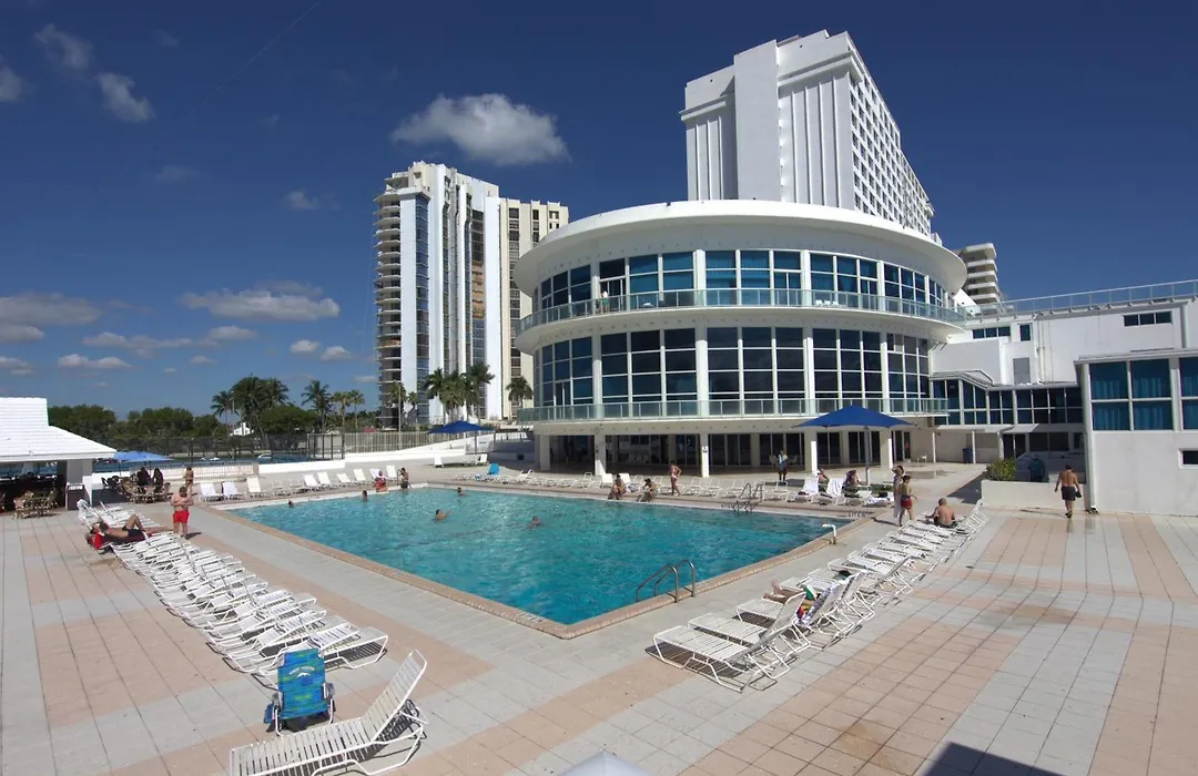 Miami Beach Apartments By Miarentals-1