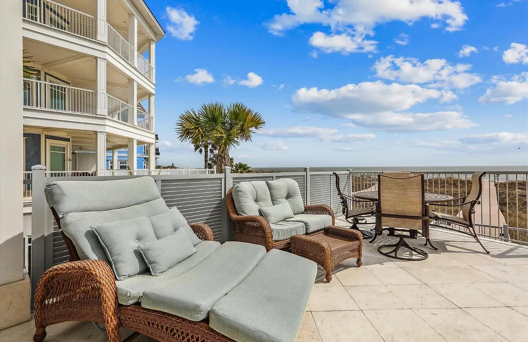 6 Terra Bella Trace- Oceanfront, Elevator, Private Pool, Roof Top, Free Activities Included-1