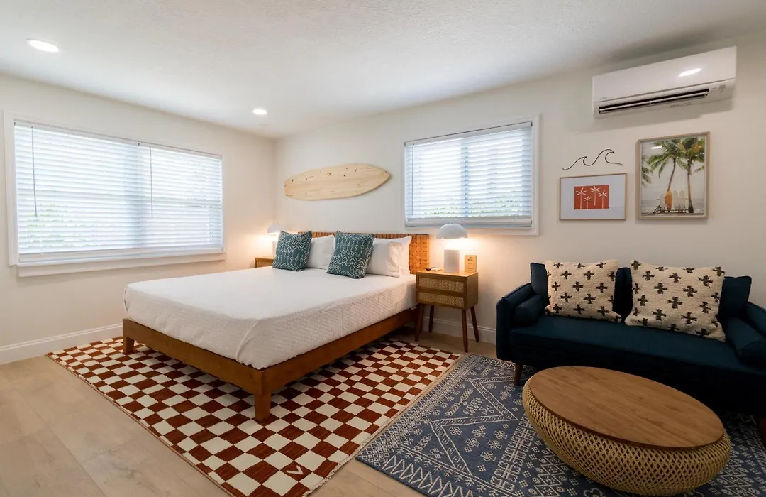The Juni-1