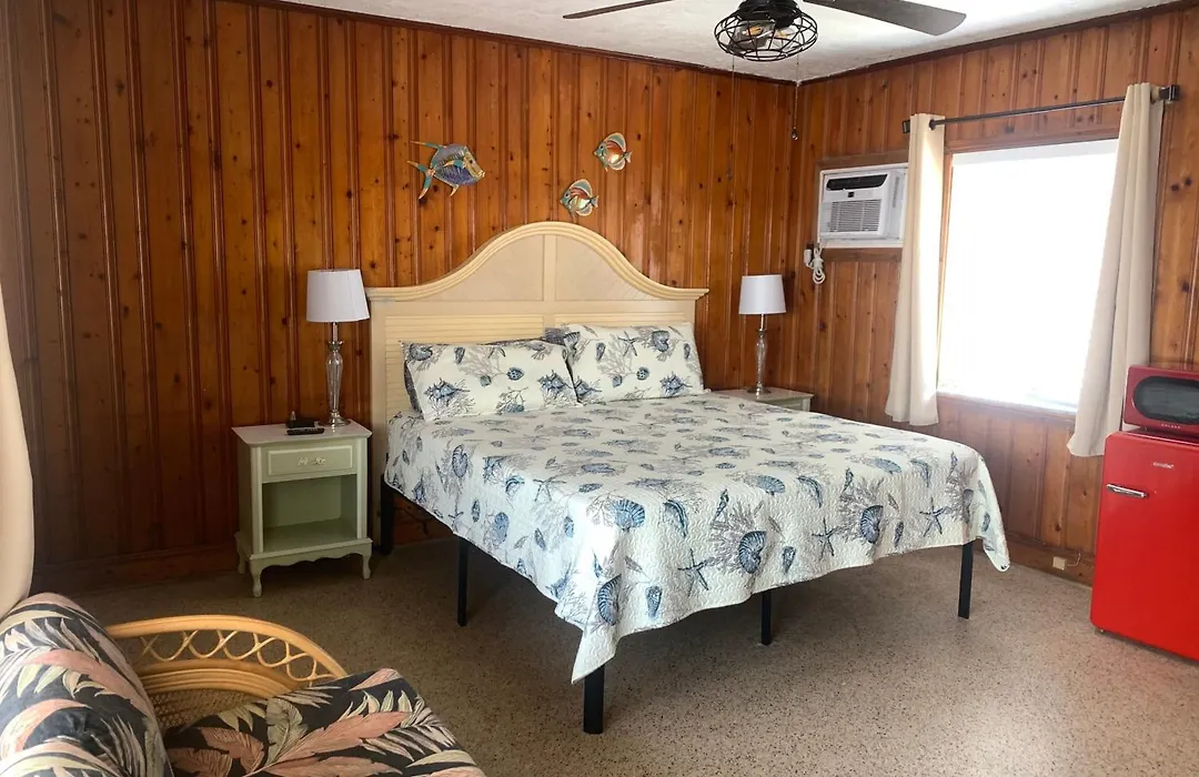 Seahorse Inn-1