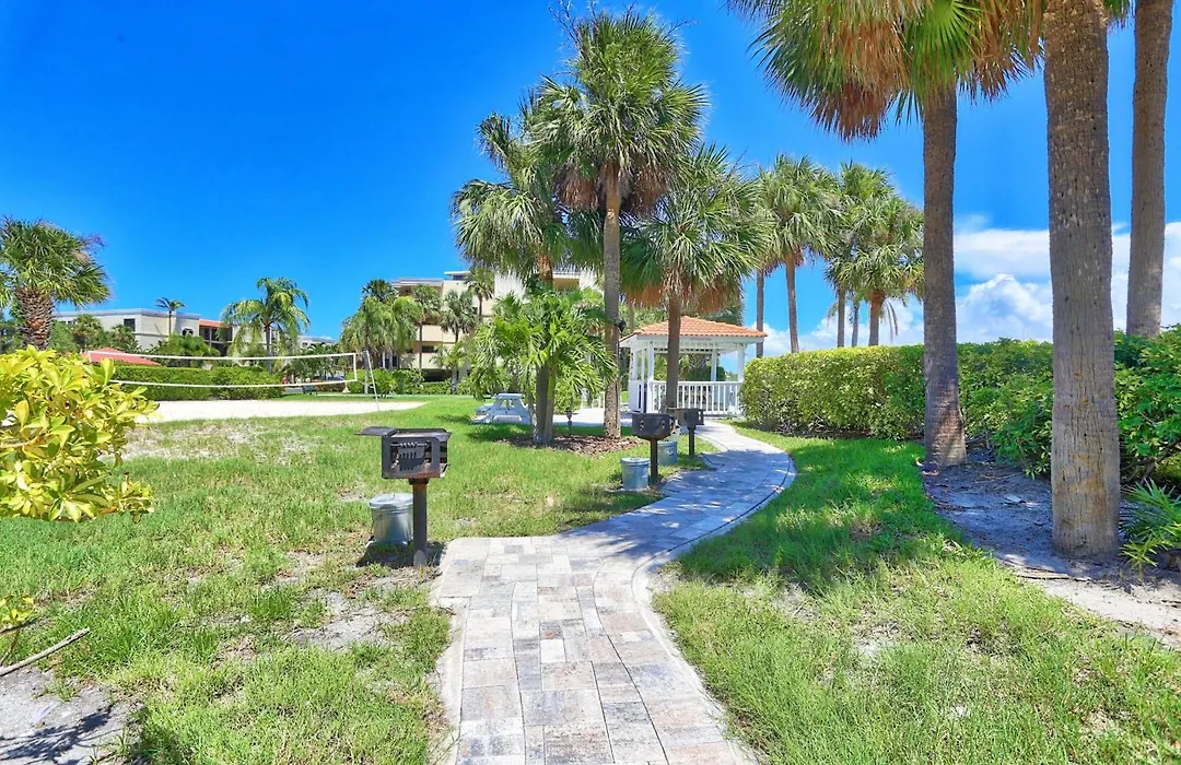 Land'S End 7-401 Beach Front - Premier-1