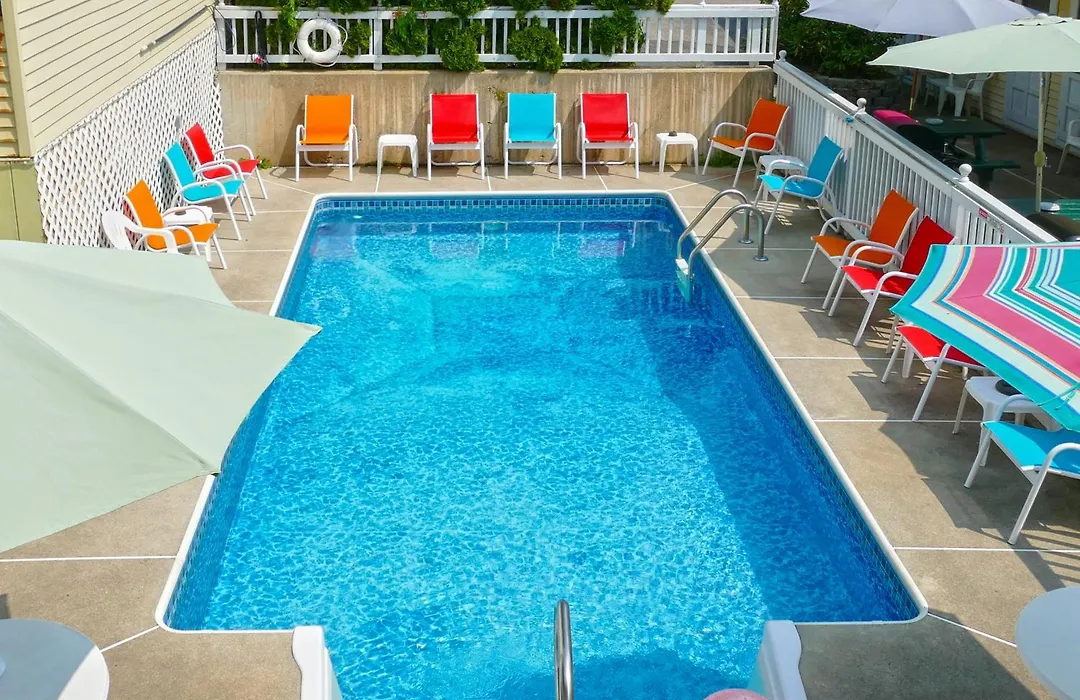 Beach Motel And Suites-1