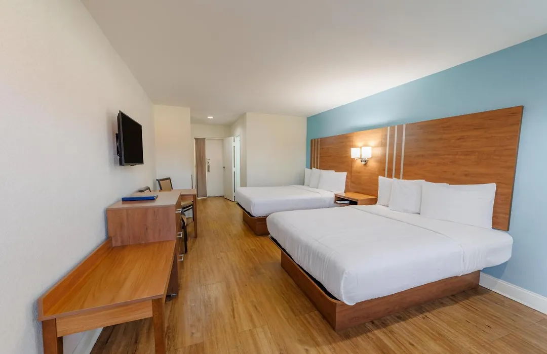Dunes Inn & Suites - Tybee Island-1