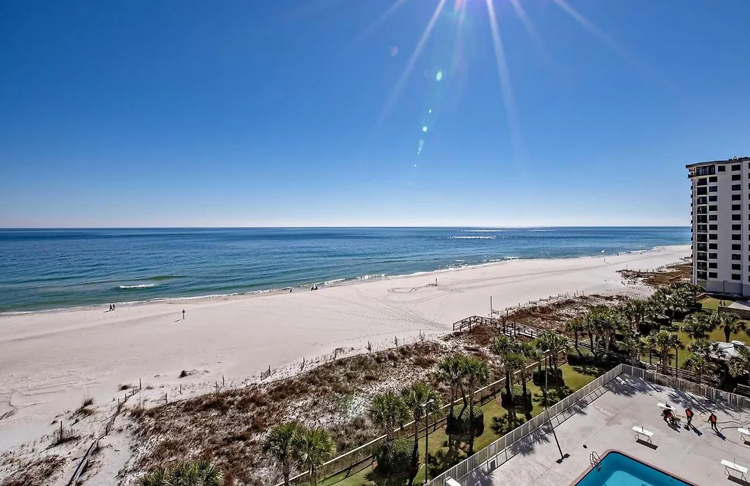 Regency Isle 601-1