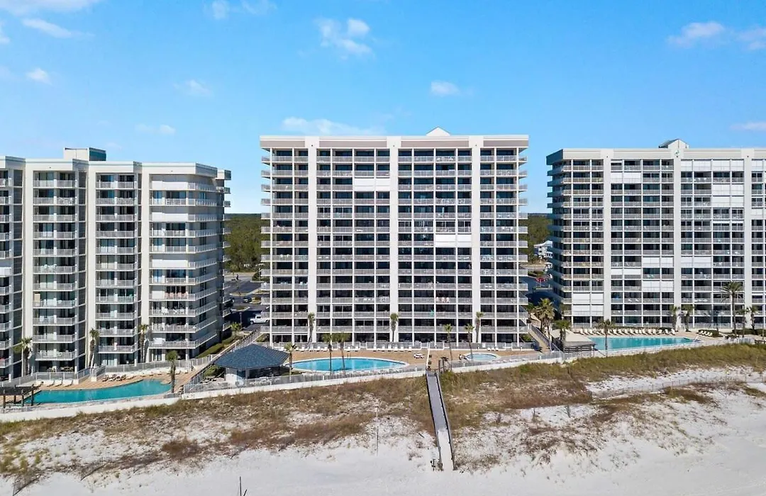 Windward Pointe 1104 Free Chair And Umbrella Rental 3 Bedrooms Beachfront-1