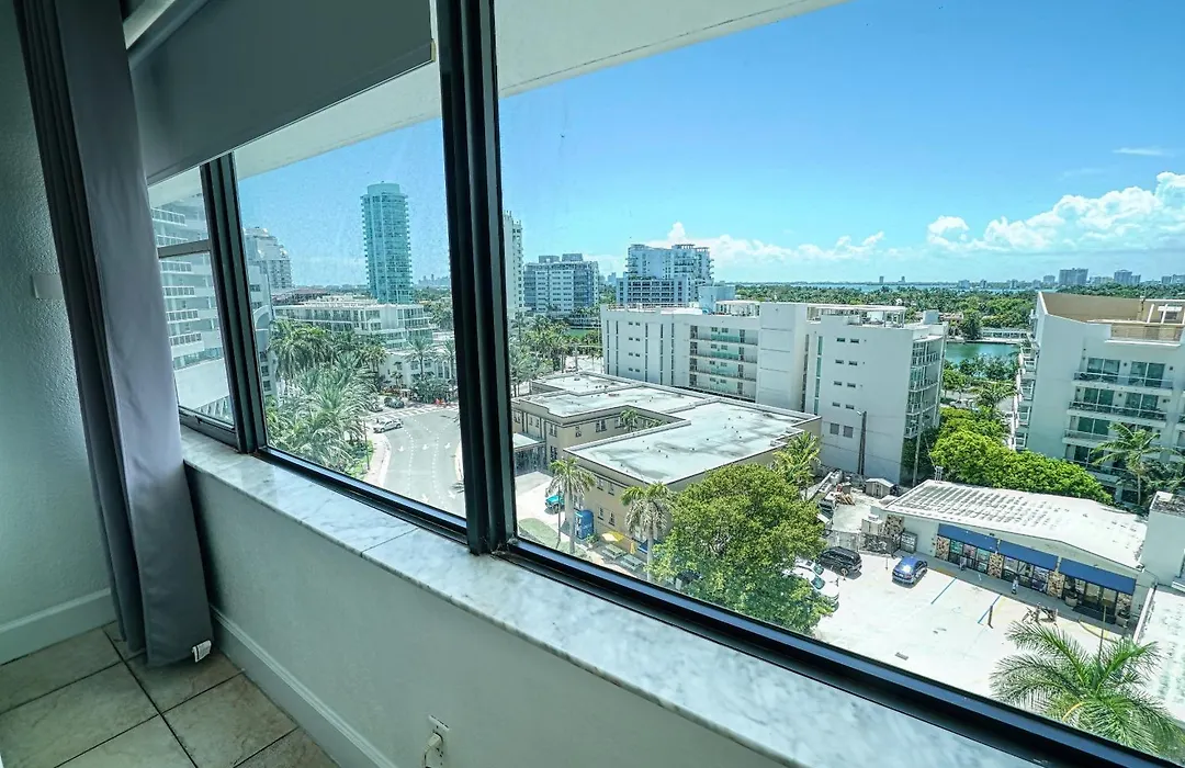 Deluxe Studios And Apartments At The Casablanca-1