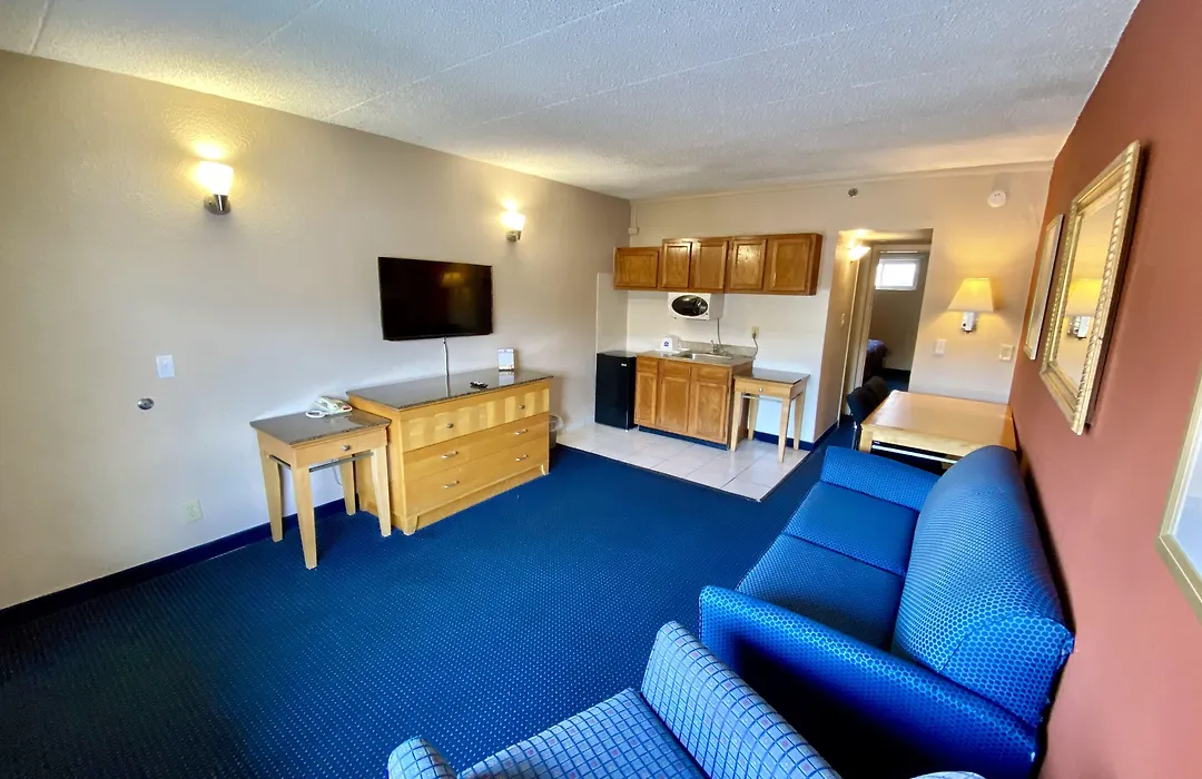 Breeze Inn & Suites, Virginia Beach-1