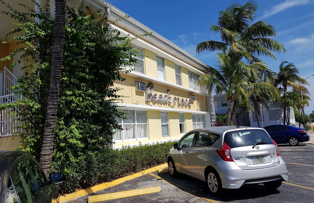 Beach Place Hotel-1