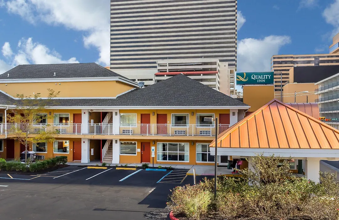 Quality Inn Flamingo-1