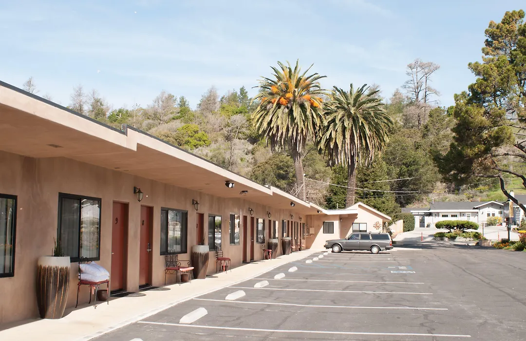 Cambria Palms Motel-1