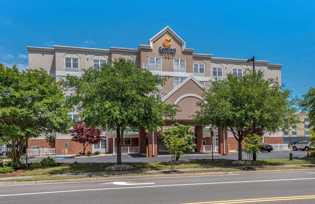 Comfort Inn & Suites Virginia Beach - Norfolk Airport-1
