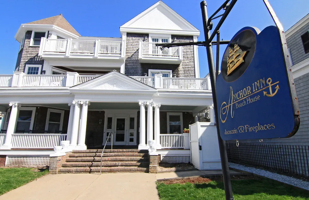Anchor Inn Beach House-1