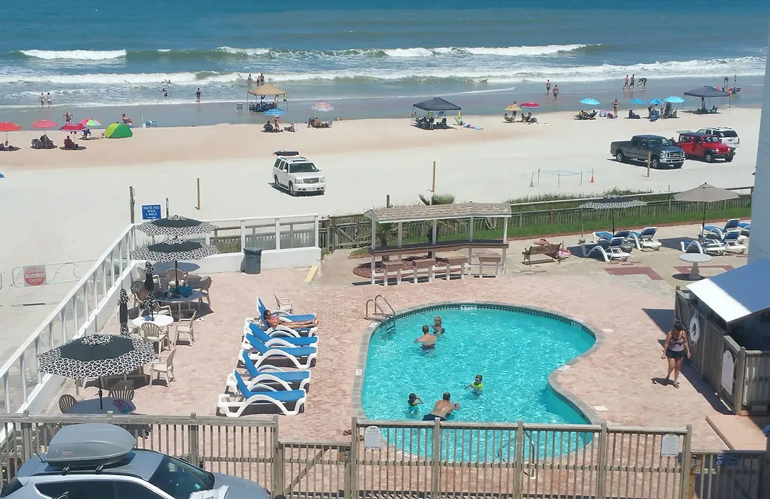 Cove Motel Oceanfront-1