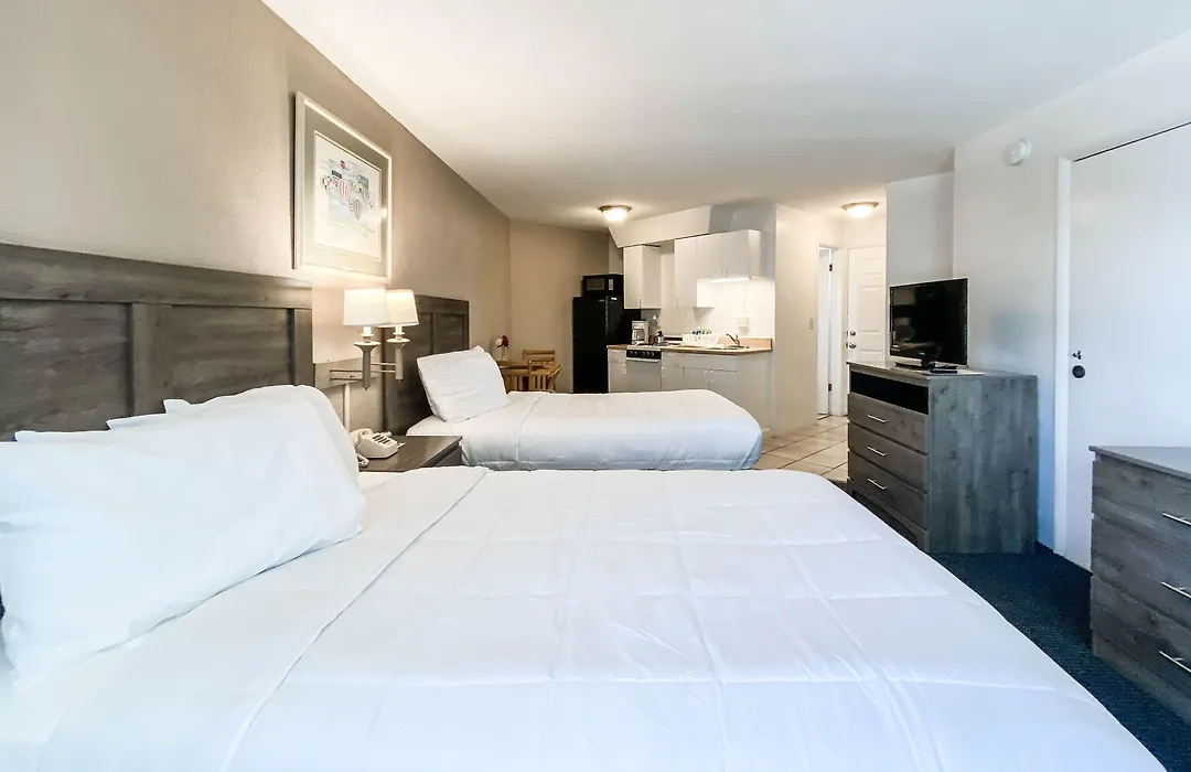 Ocean Court Beachfront Hotel-1