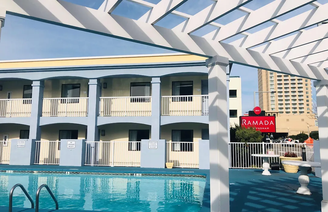 Ramada By Wyndham Virginia Beach-1