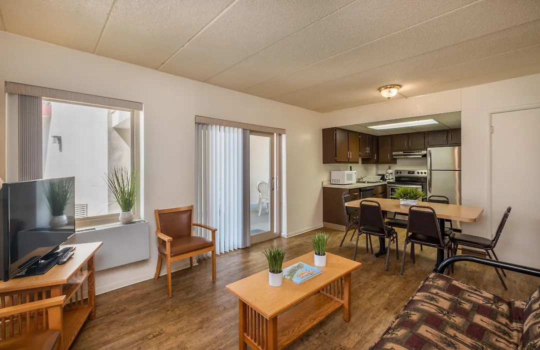 Tahiti Inn-1